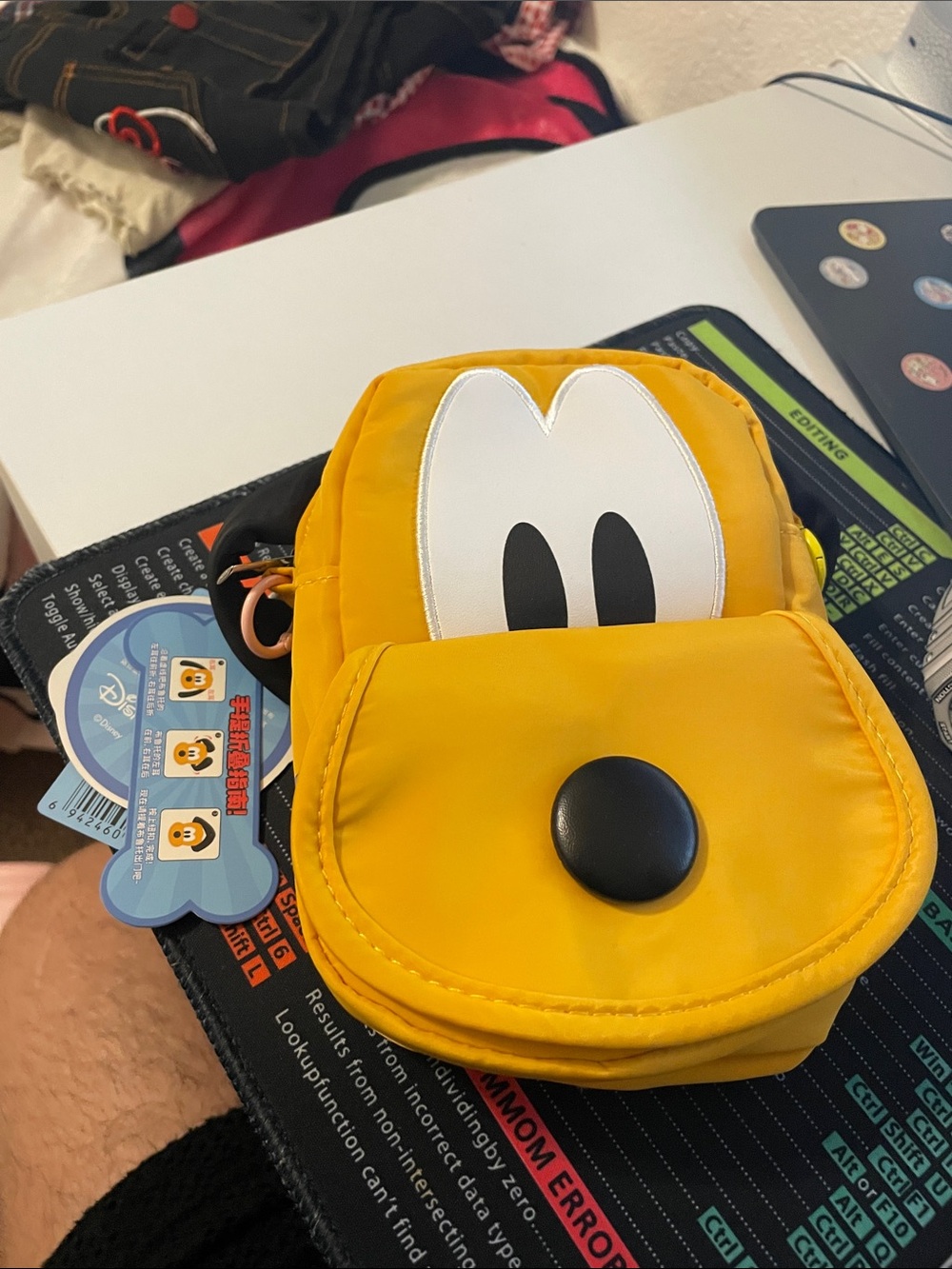 Goofy tiny shoulder bag original Disney Yellow Character Coin Pouch with strap